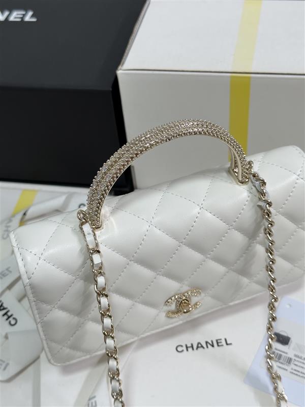 2026127205142304 700